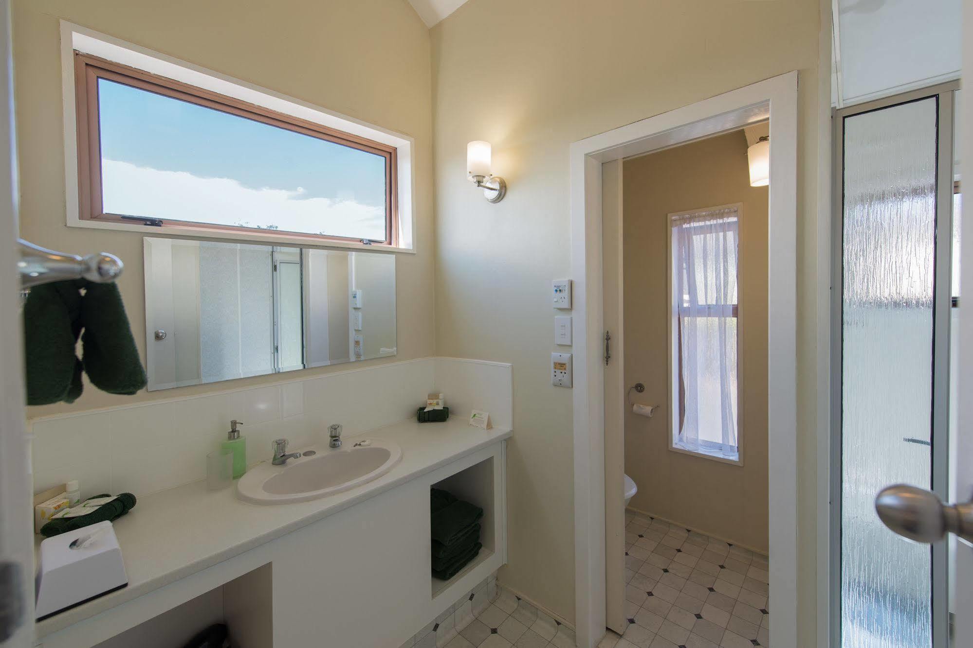 Howick Motor Lodge Auckland Eksteriør bilde
